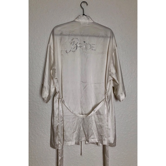 VS Bride Kimono Robe - Picture 4 of 6